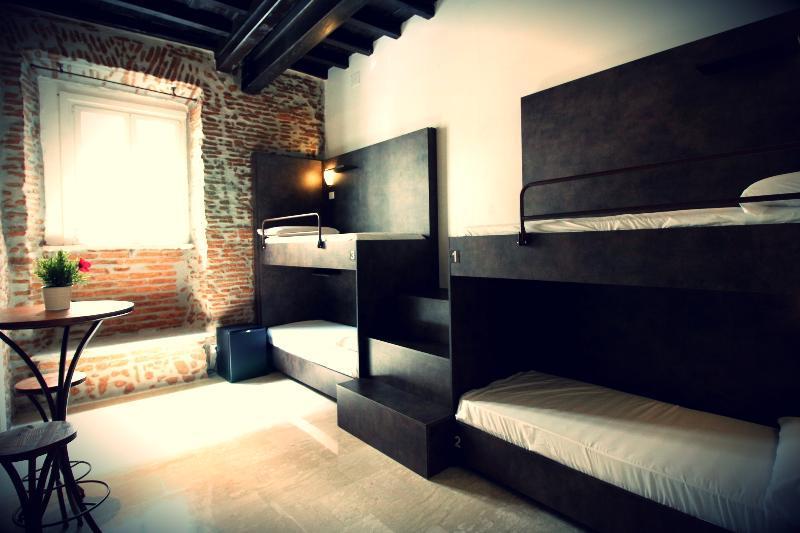 New Generation Hostel Rome Center Екстер'єр фото