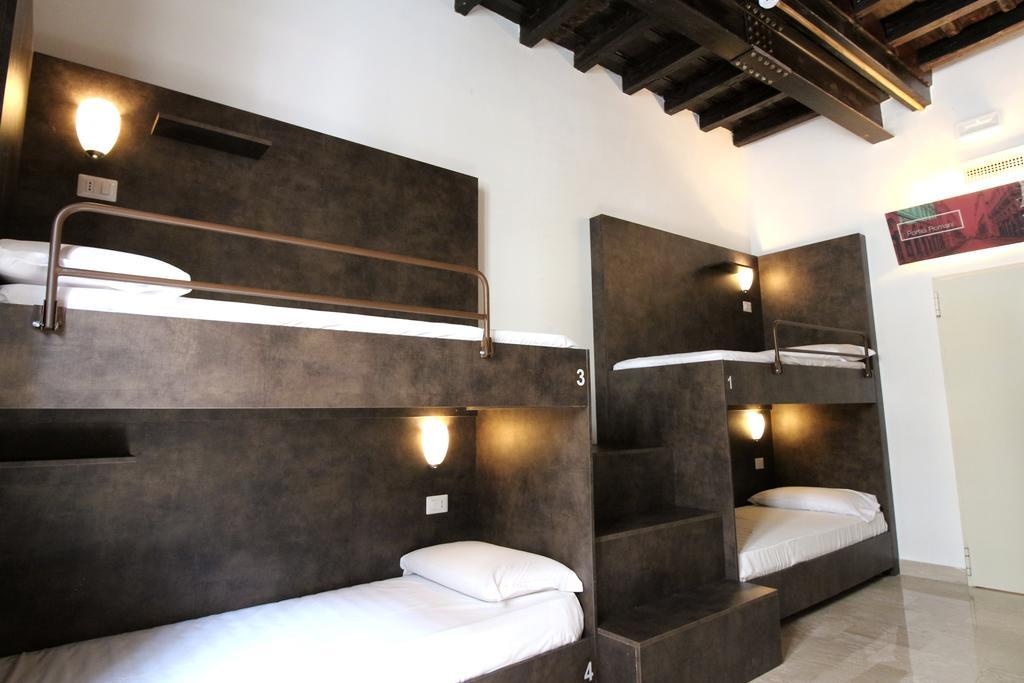 New Generation Hostel Rome Center Екстер'єр фото